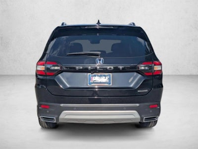 2025 Honda Pilot Touring 2WD