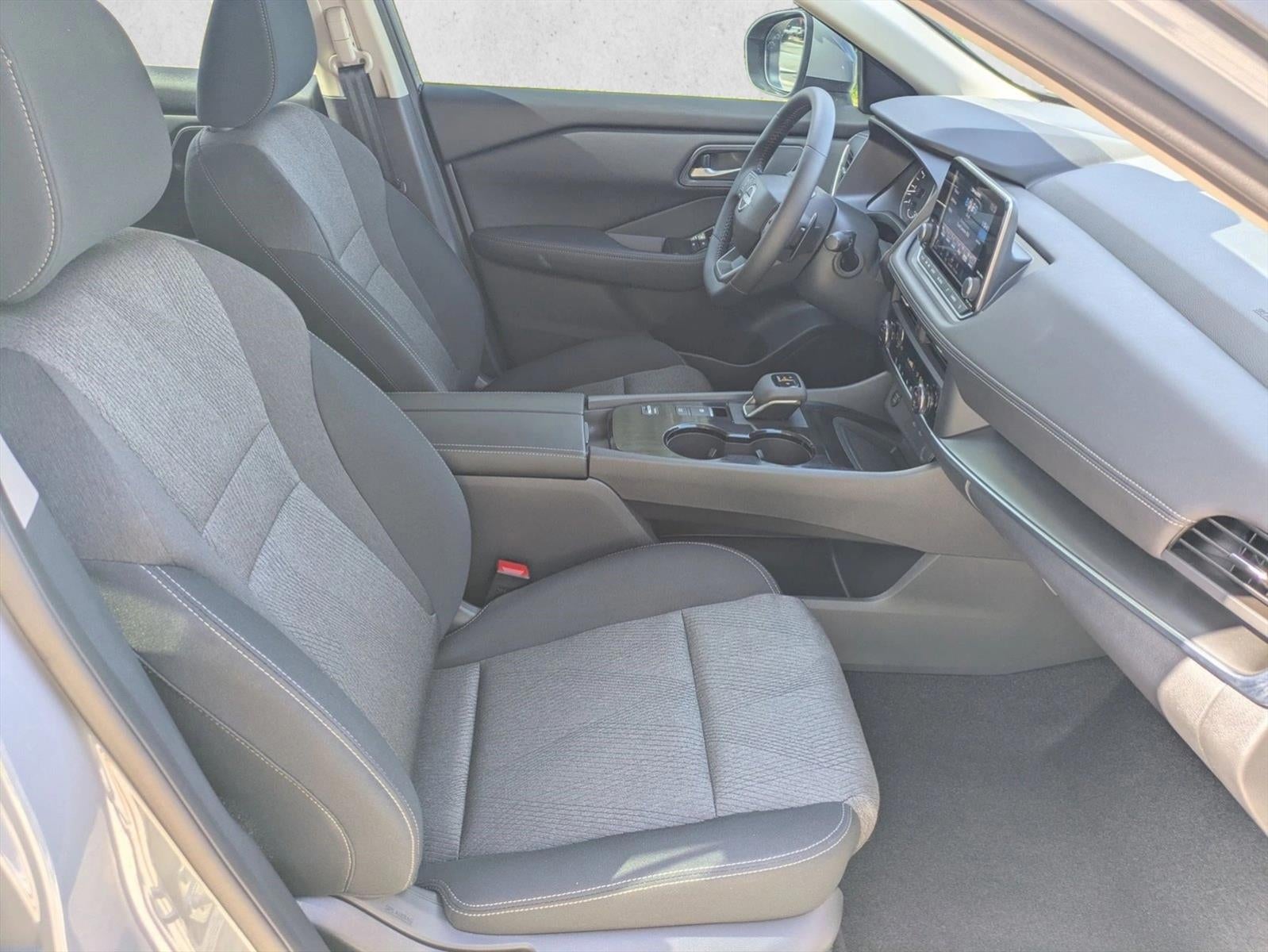 2026 Nissan Rogue FWD SV *Ltd Avail*