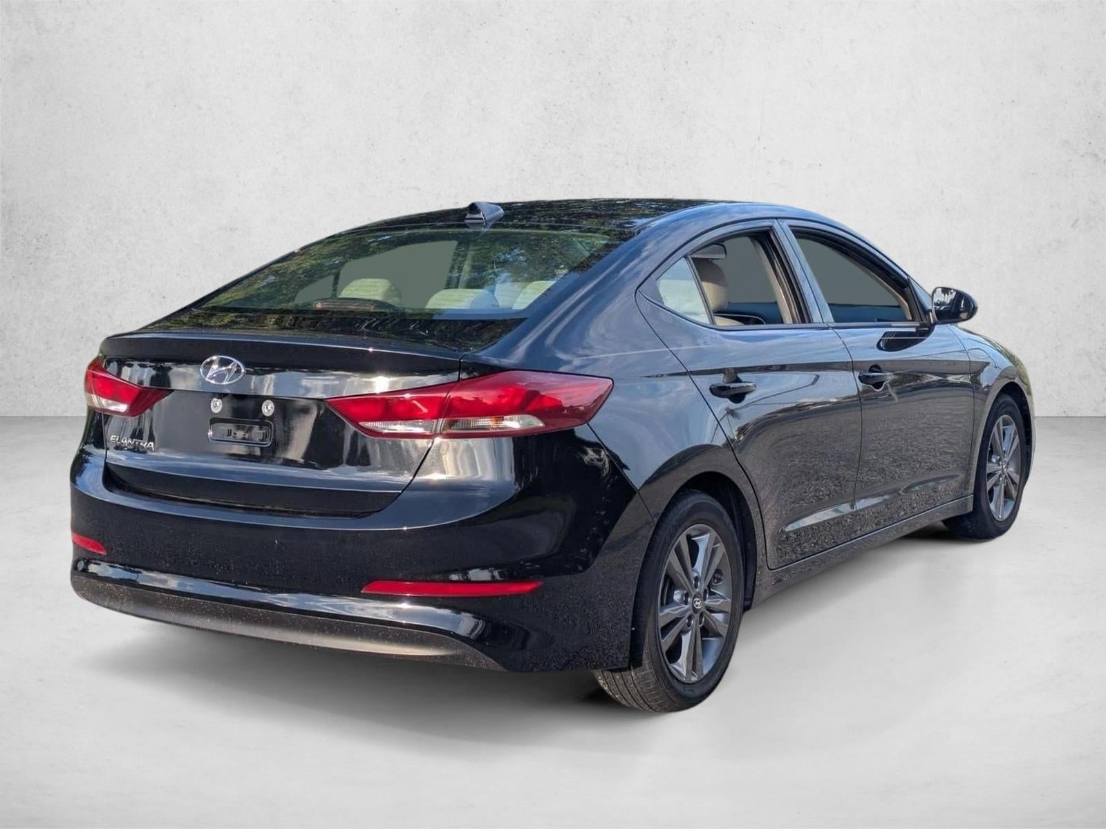 2018 Hyundai ELANTRA SEL 2.0L Auto