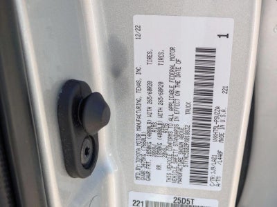 2023 Toyota Tundra 4WD 4WD Platinum Hybrid CrewMax 5.5' Bed (Natl)