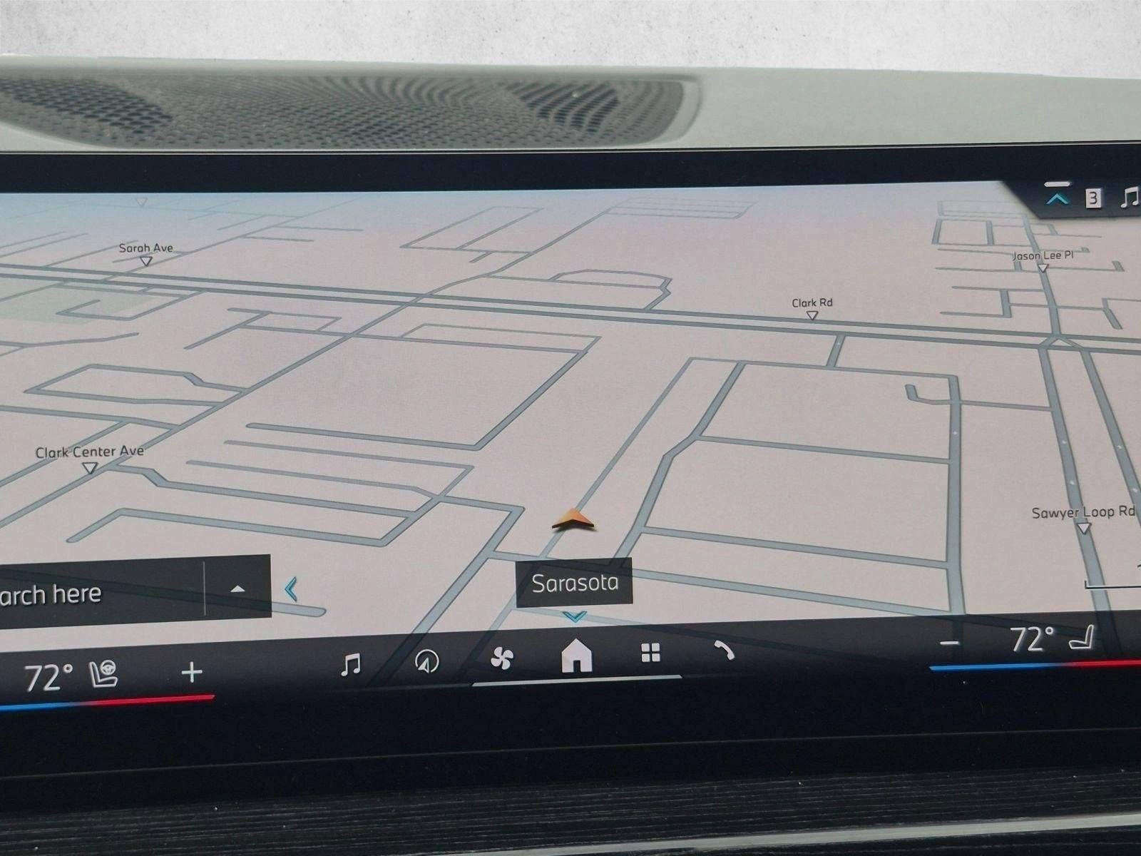 2025 BMW X7 xDrive40i Sports Activity Vehicle