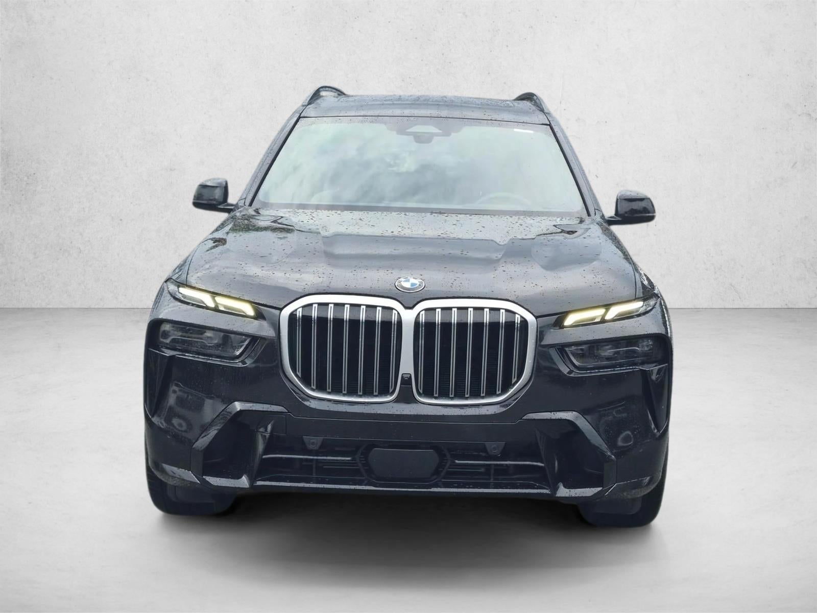 2025 BMW X7 xDrive40i Sports Activity Vehicle