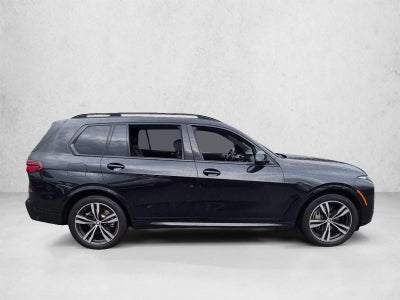 2025 BMW X7 xDrive40i Sports Activity Vehicle