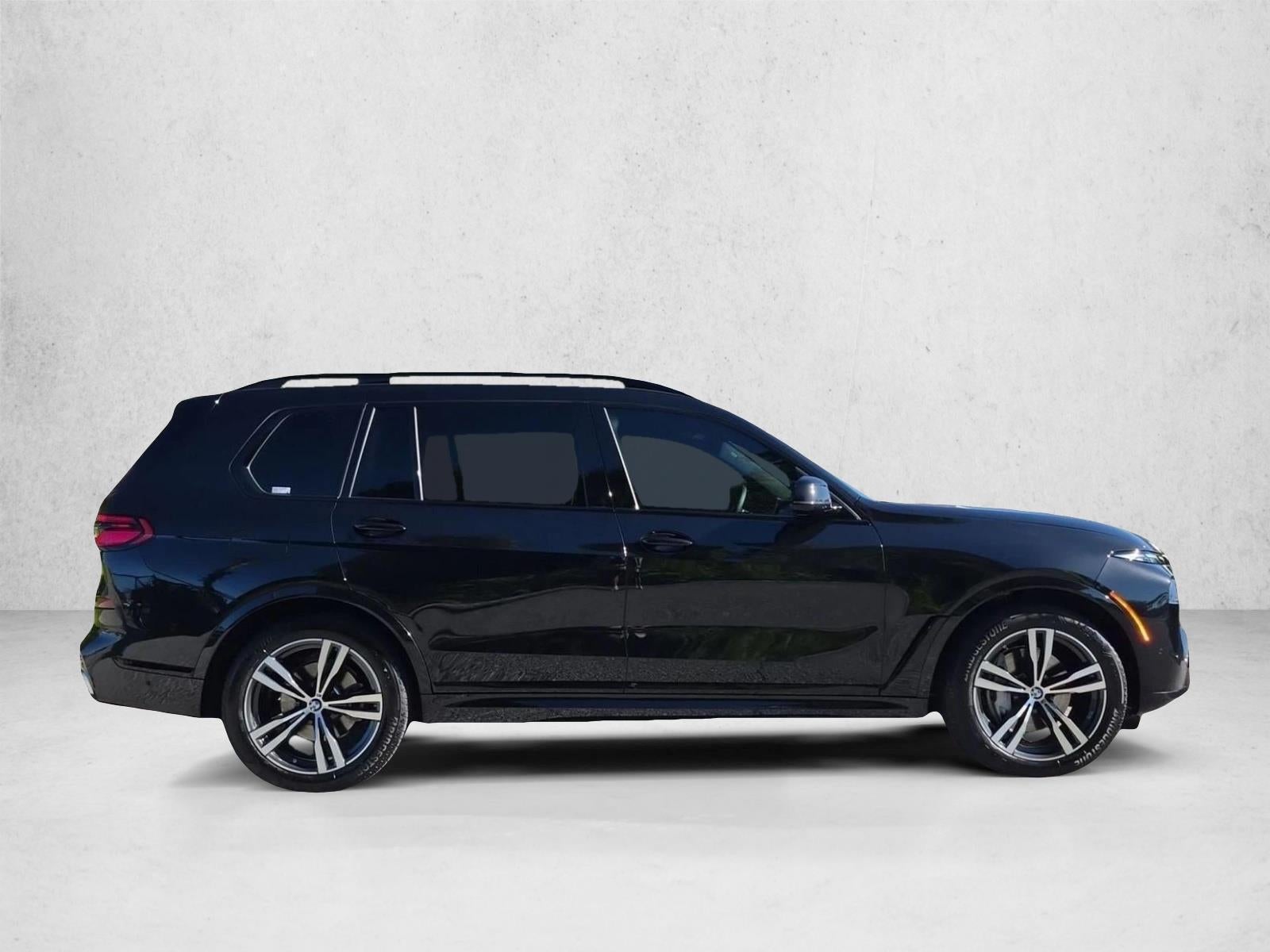 2025 BMW X7 xDrive40i Sports Activity Vehicle