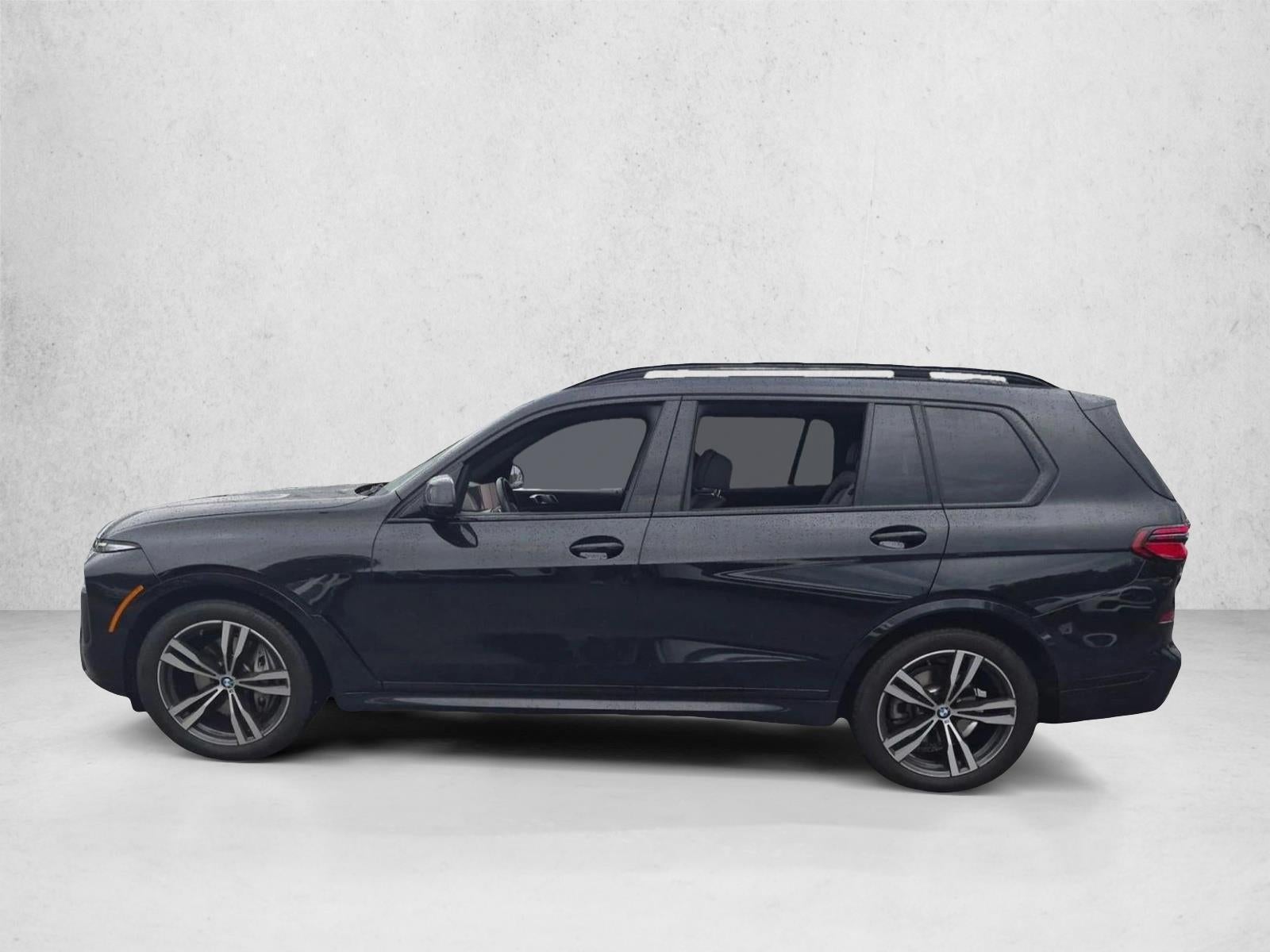 2025 BMW X7 xDrive40i Sports Activity Vehicle
