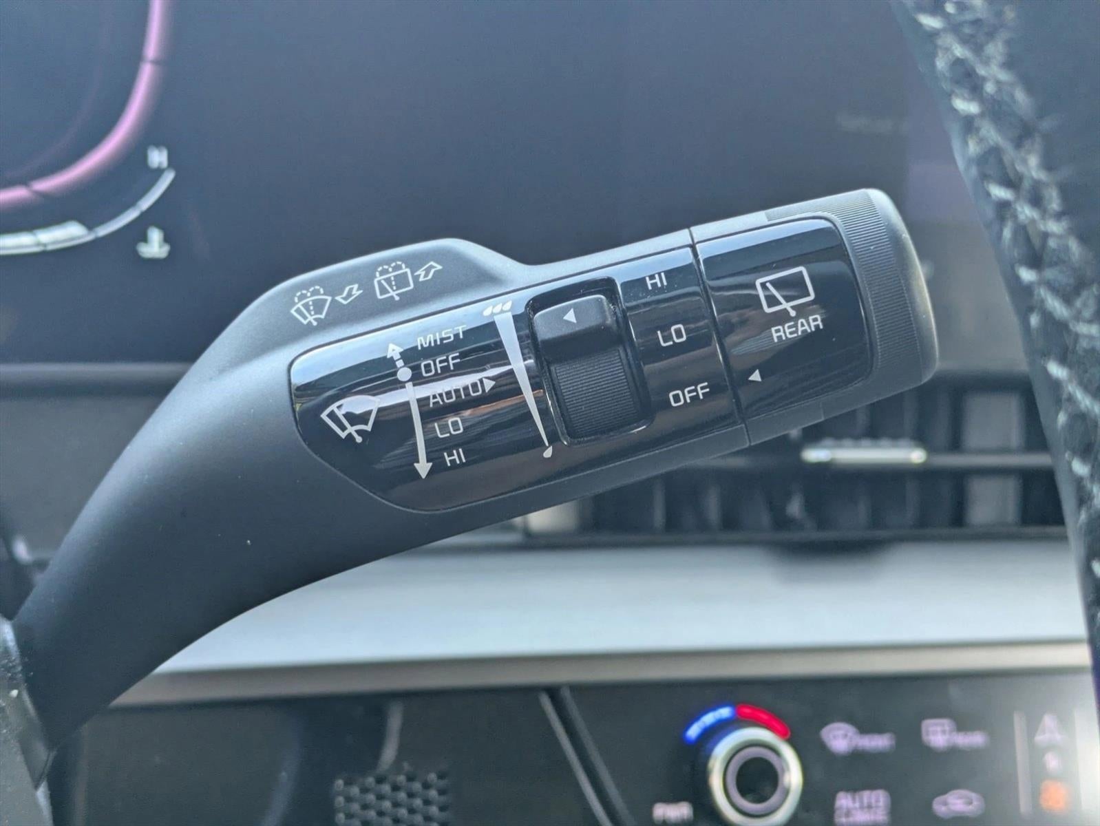 2023 Kia Sportage EX FWD