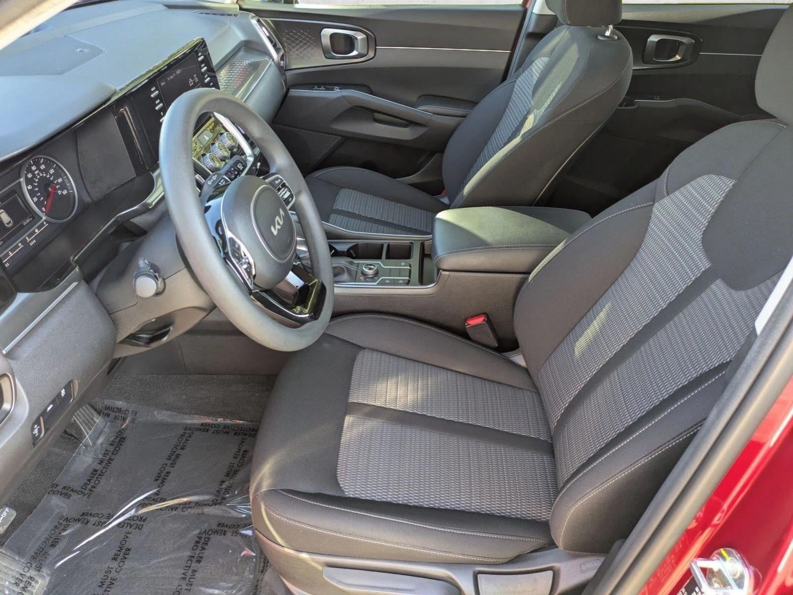 2023 Kia Sorento LX AWD