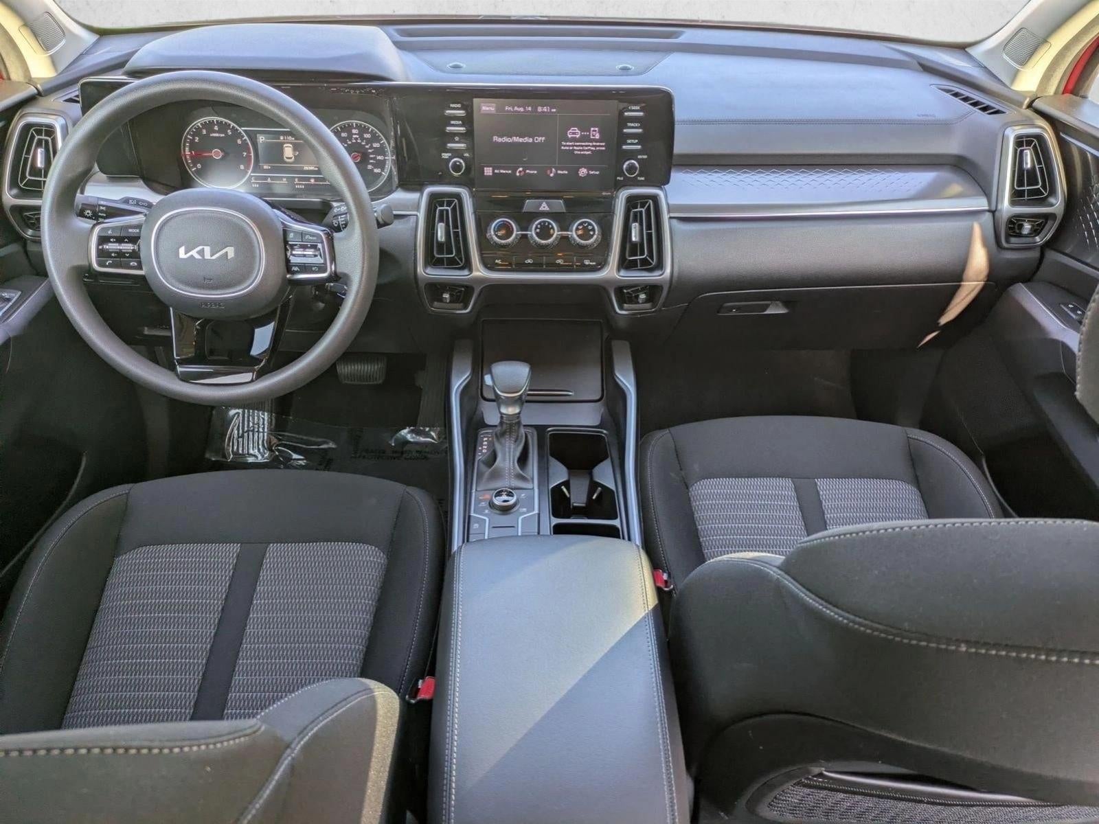 2023 Kia Sorento LX AWD