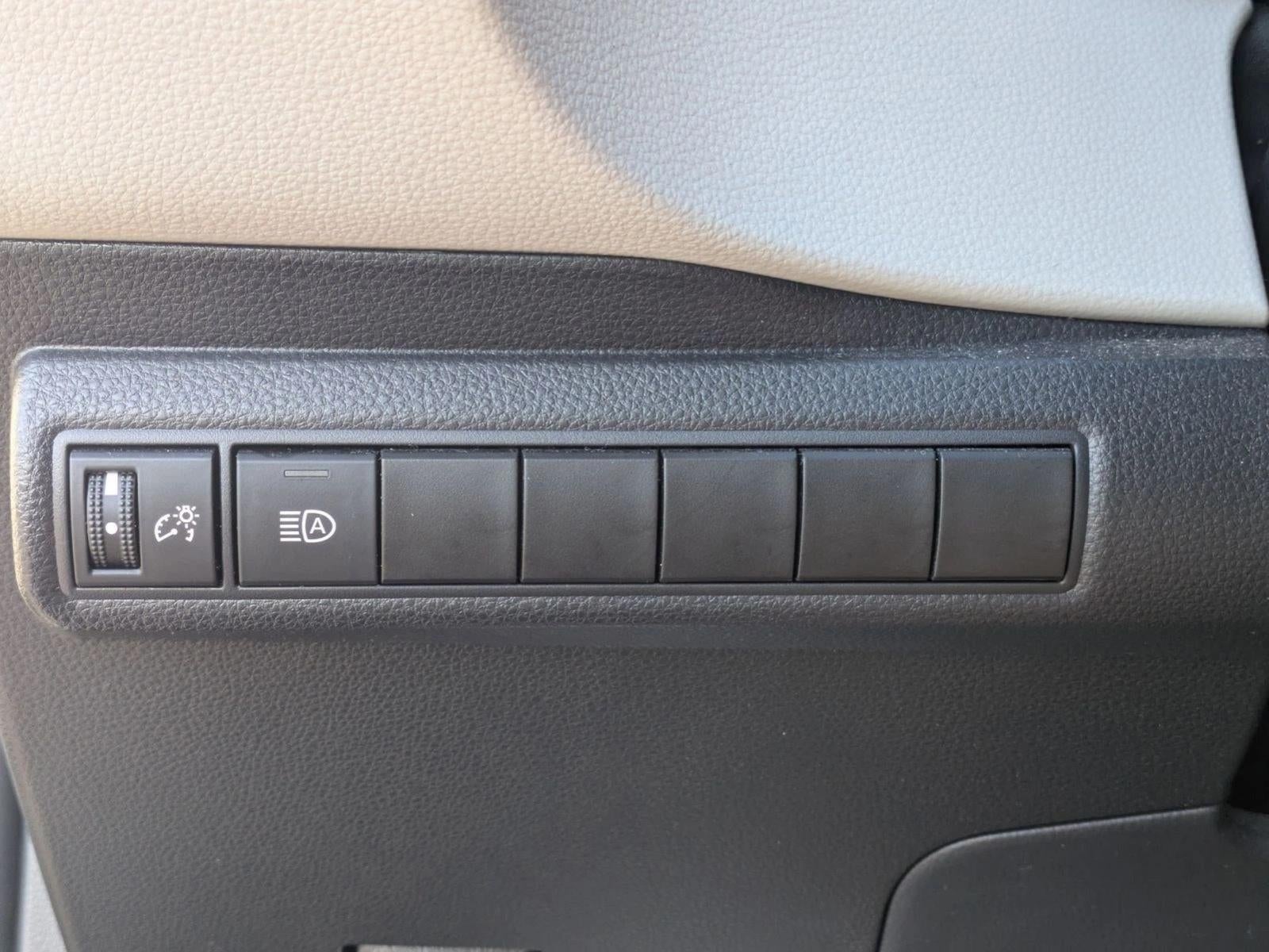 2022 Toyota Corolla LE CVT (Natl)