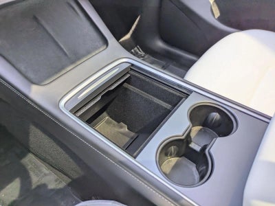 2024 Tesla Model Y Performance AWD