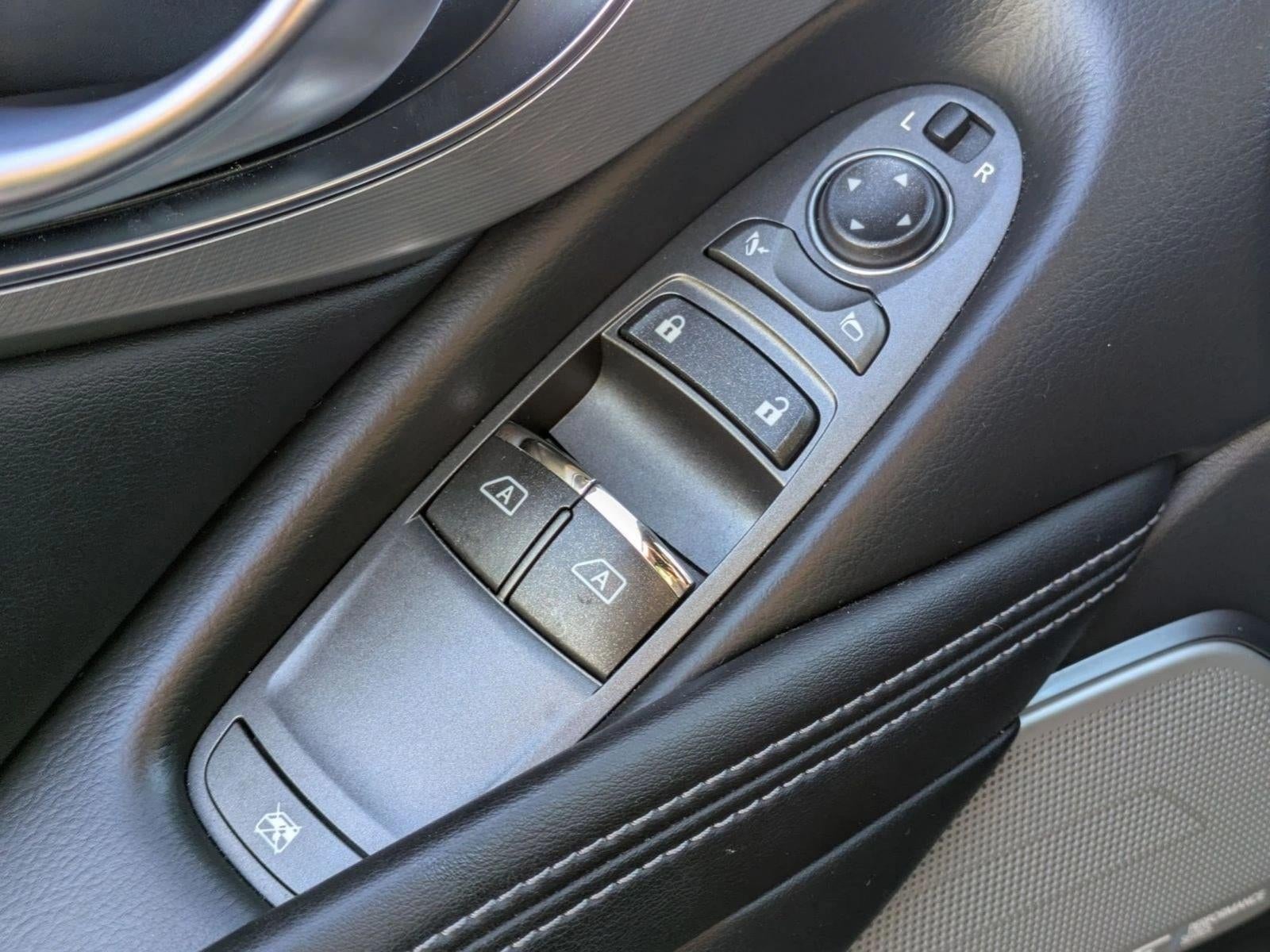 2021 INFINITI Q60 3.0t LUXE RWD