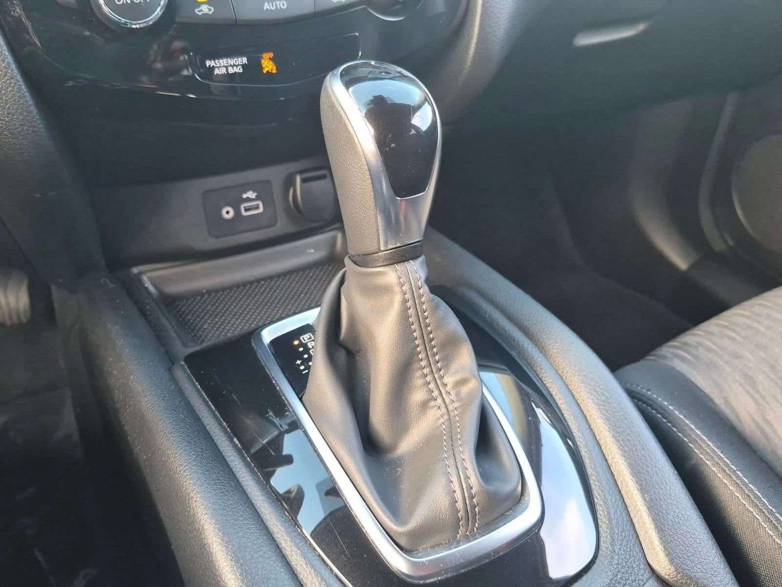 2019 Nissan Rogue FWD SV