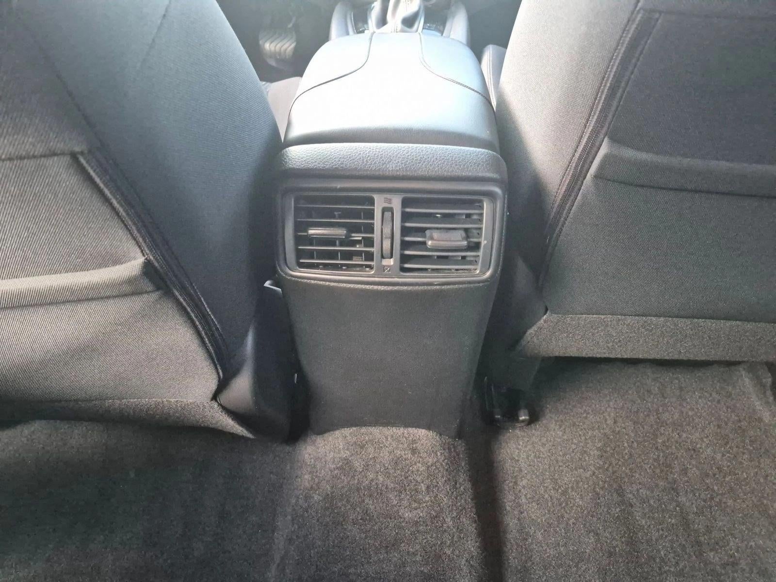 2019 Nissan Rogue FWD SV