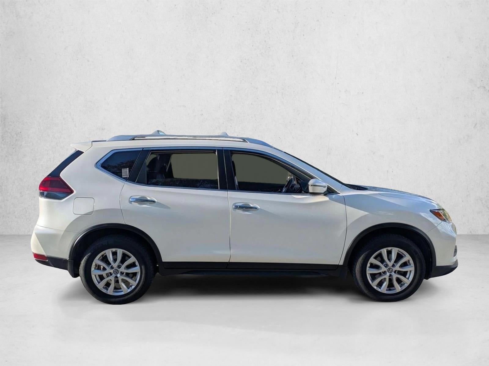 2019 Nissan Rogue FWD SV