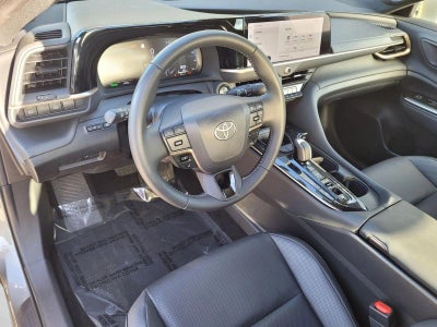 2024 Toyota Crown Limited AWD (Natl)