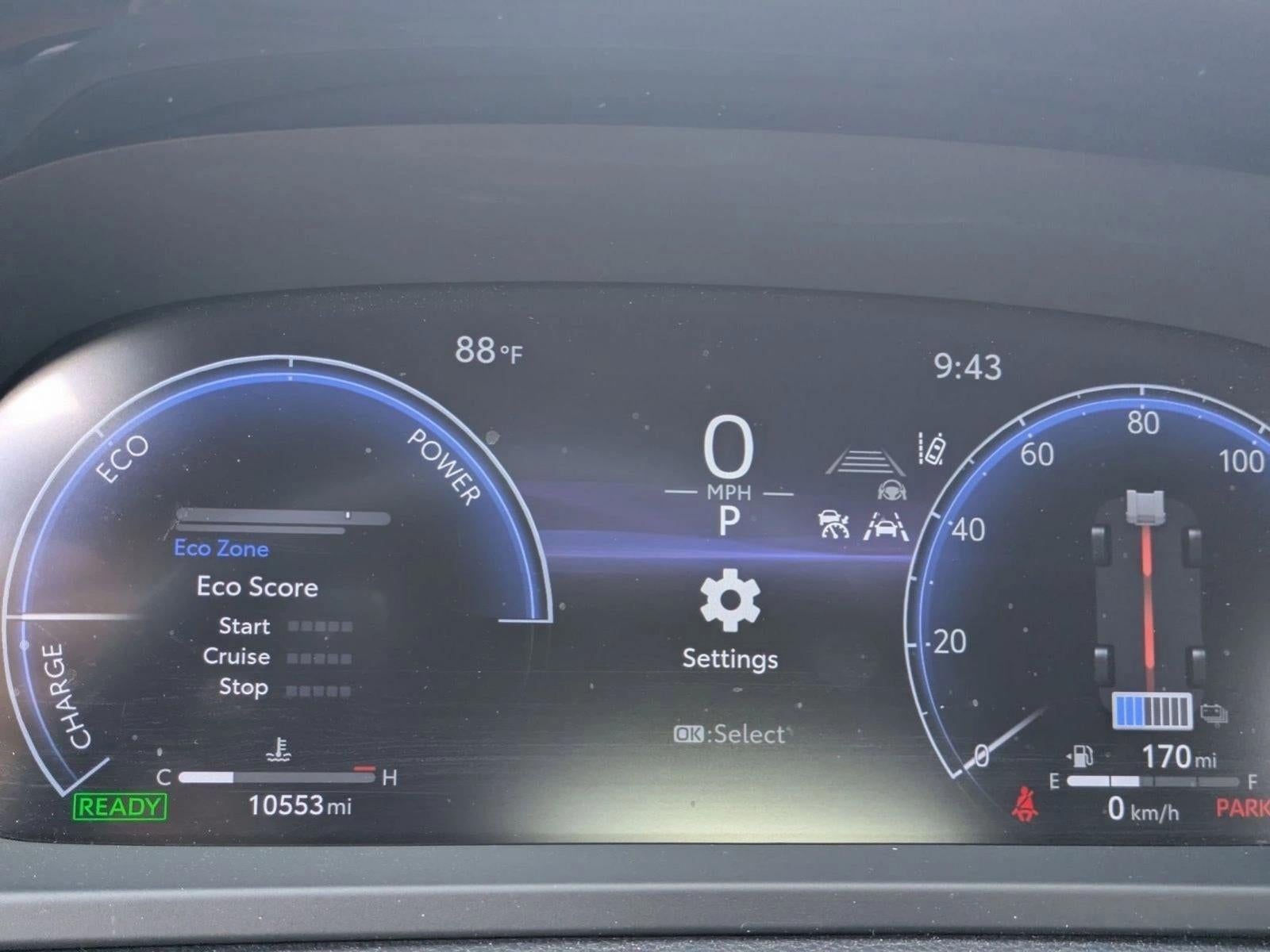 2023 Toyota Crown Limited AWD (Natl)