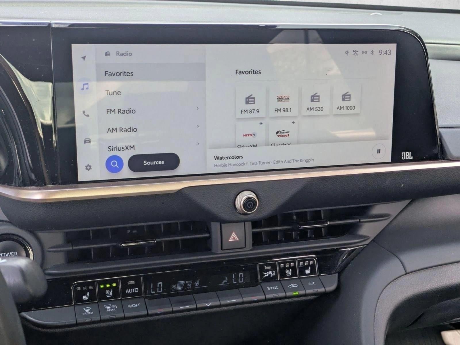 2023 Toyota Crown Limited AWD (Natl)