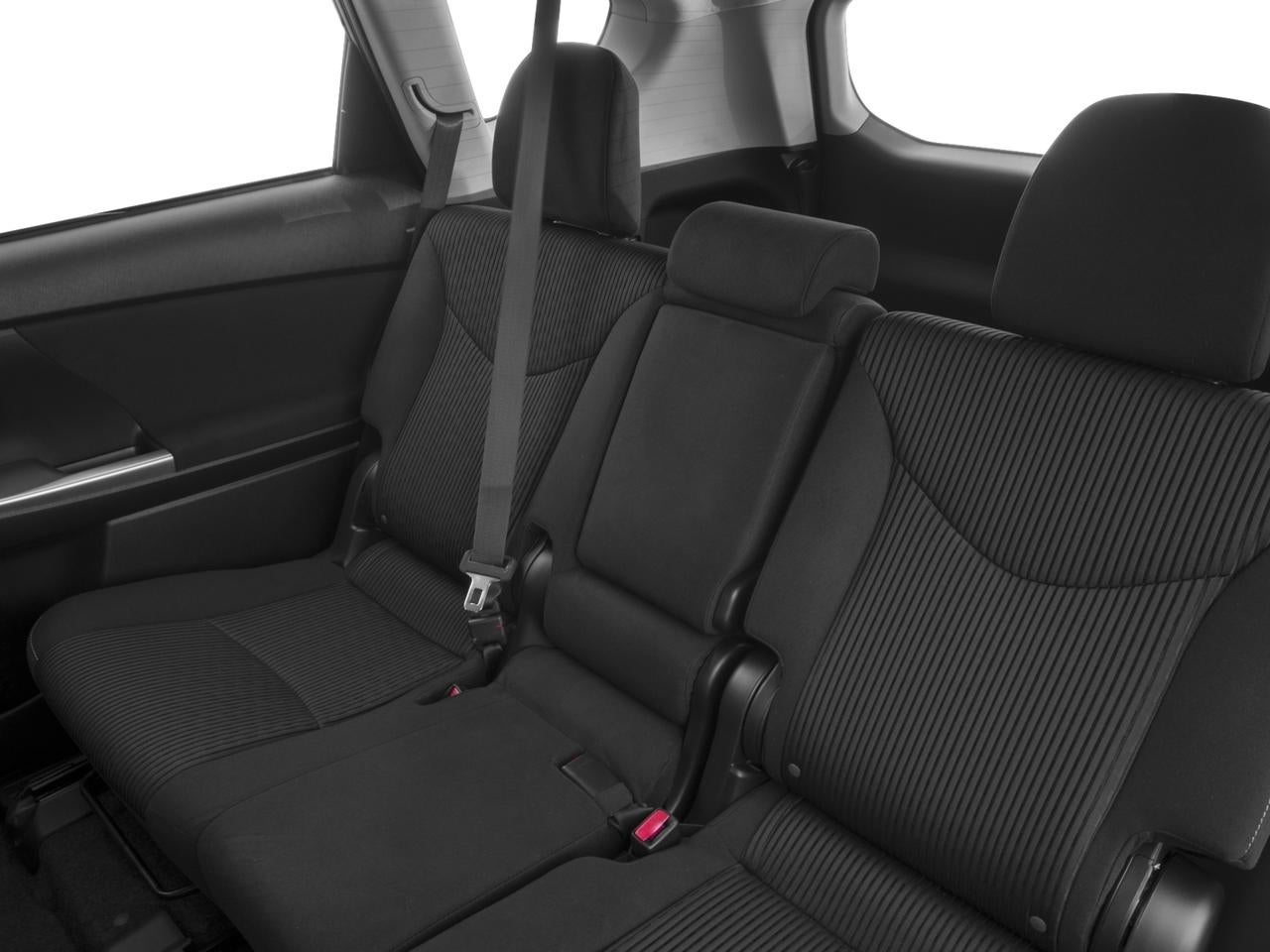 2017 Toyota Prius v Four (Natl)