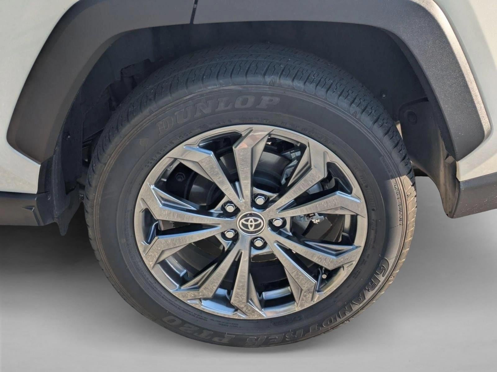 2022 Toyota RAV4 Hybrid XLE Premium AWD (Natl)