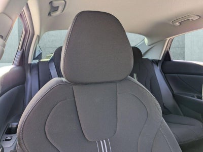 2023 Hyundai ELANTRA SEL IVT