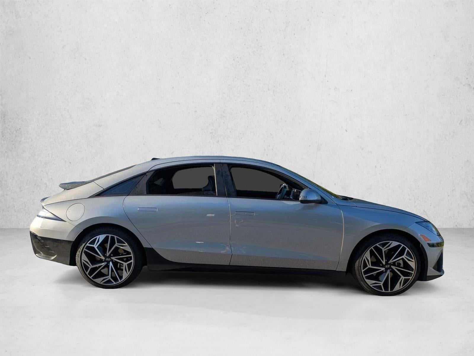 2025 Hyundai IONIQ 6 SEL RWD