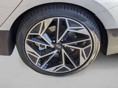 2025 Hyundai IONIQ 6 SEL RWD