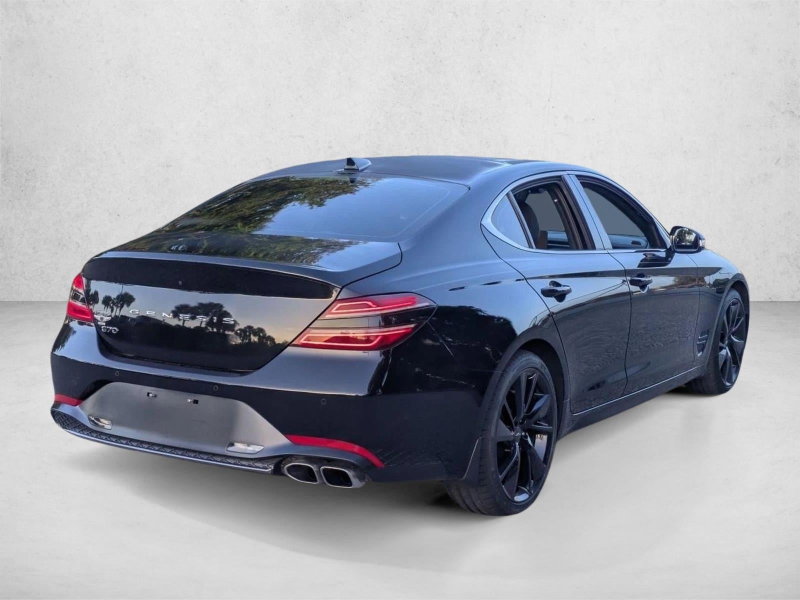 2023 Genesis G70 2.0T RWD