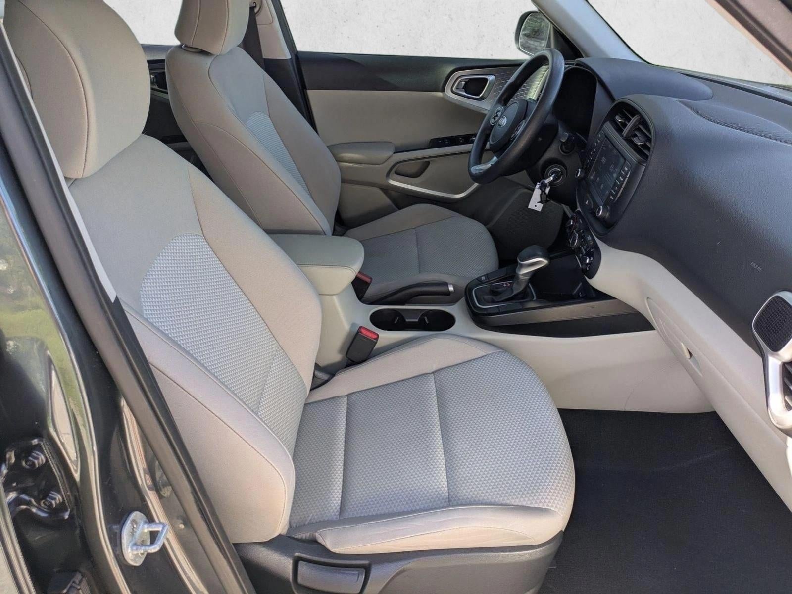 2020 Kia Soul LX IVT