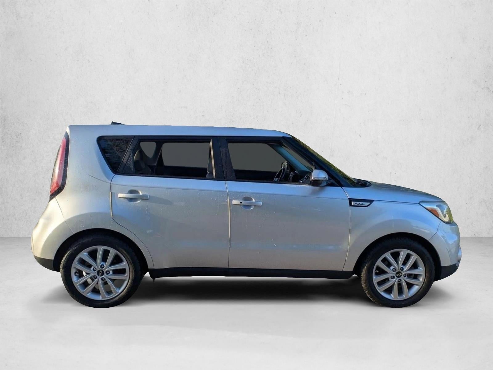 2018 Kia Soul + Auto