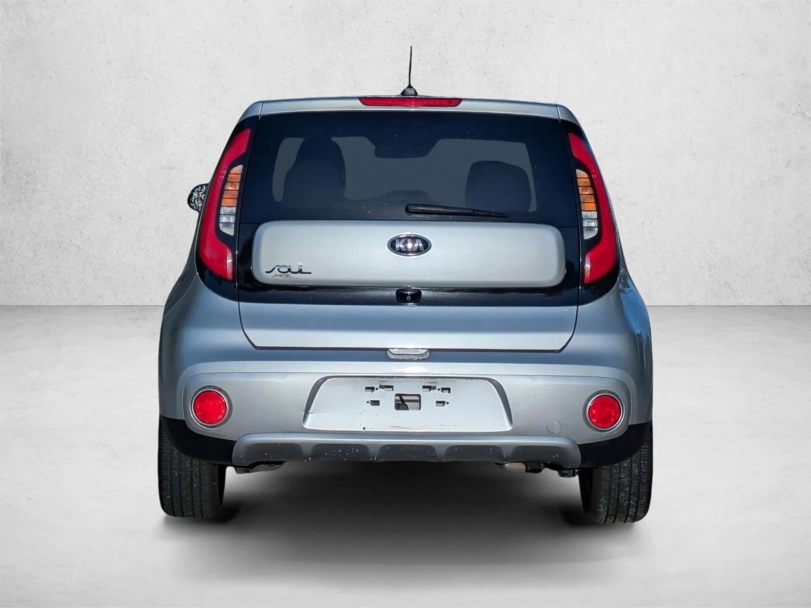2018 Kia Soul + Auto