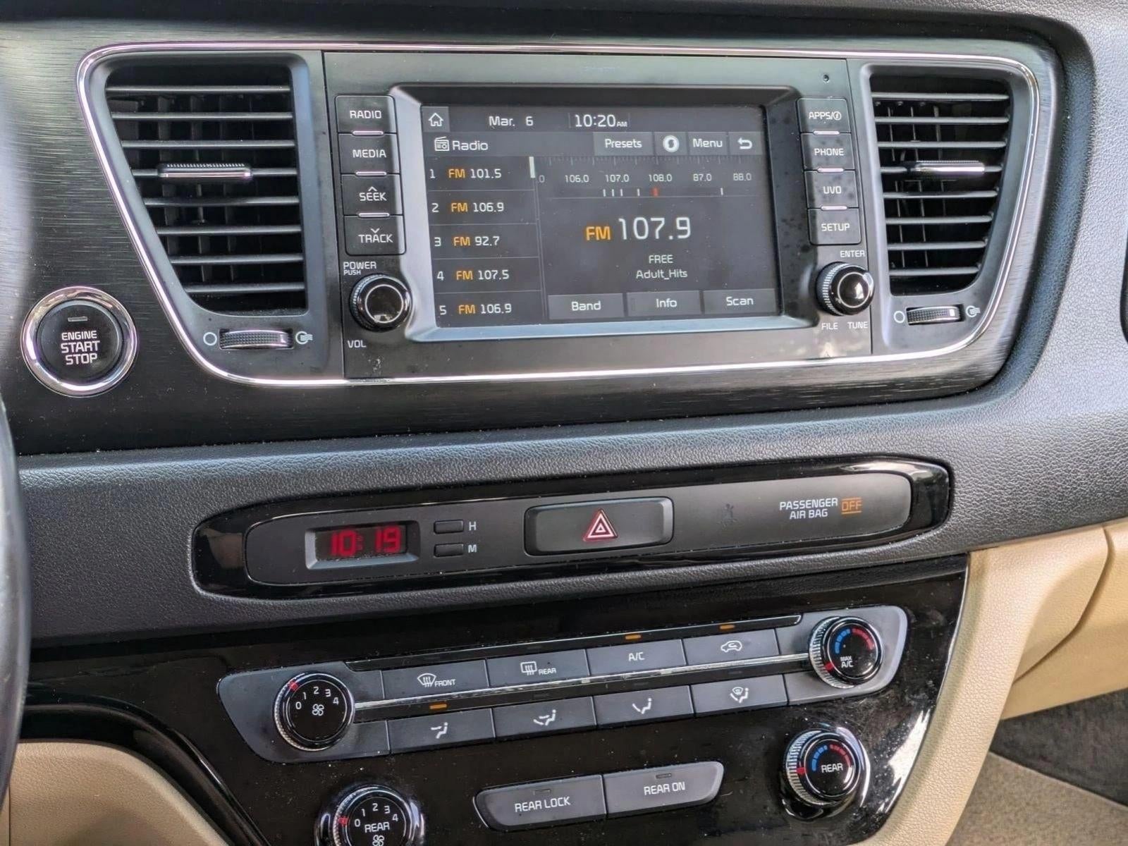 2017 Kia Sedona LX FWD