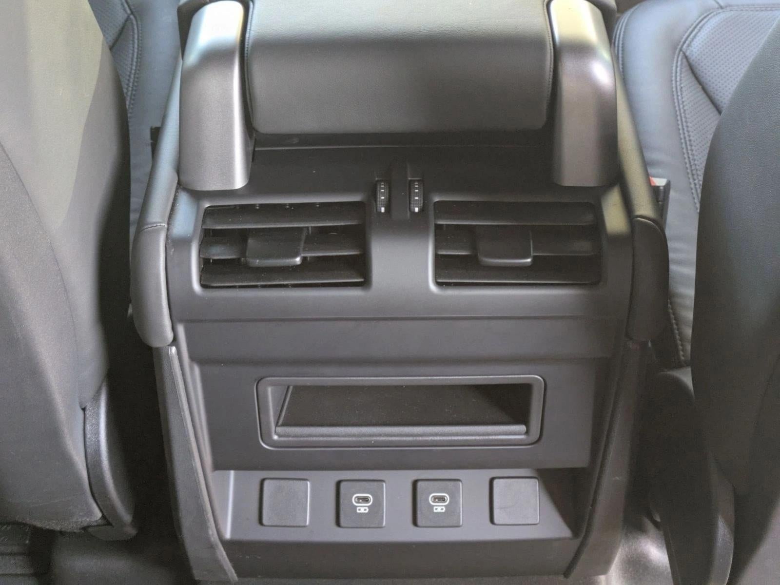 2024 Land Rover Defender 110 P400 S