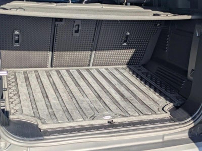 2024 Land Rover Defender 110 P400 S