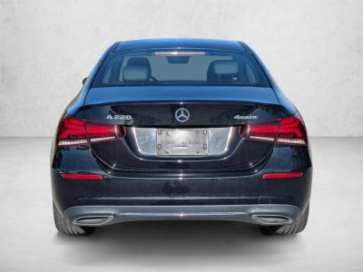 2022 Mercedes-Benz A-Class A 220 4MATIC® Sedan
