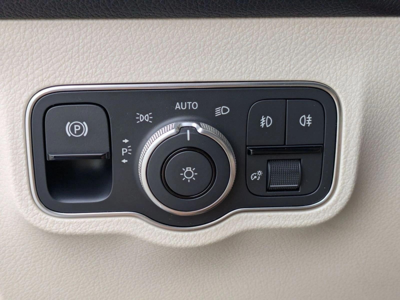 2023 Mercedes-Benz GLB GLB 250 SUV