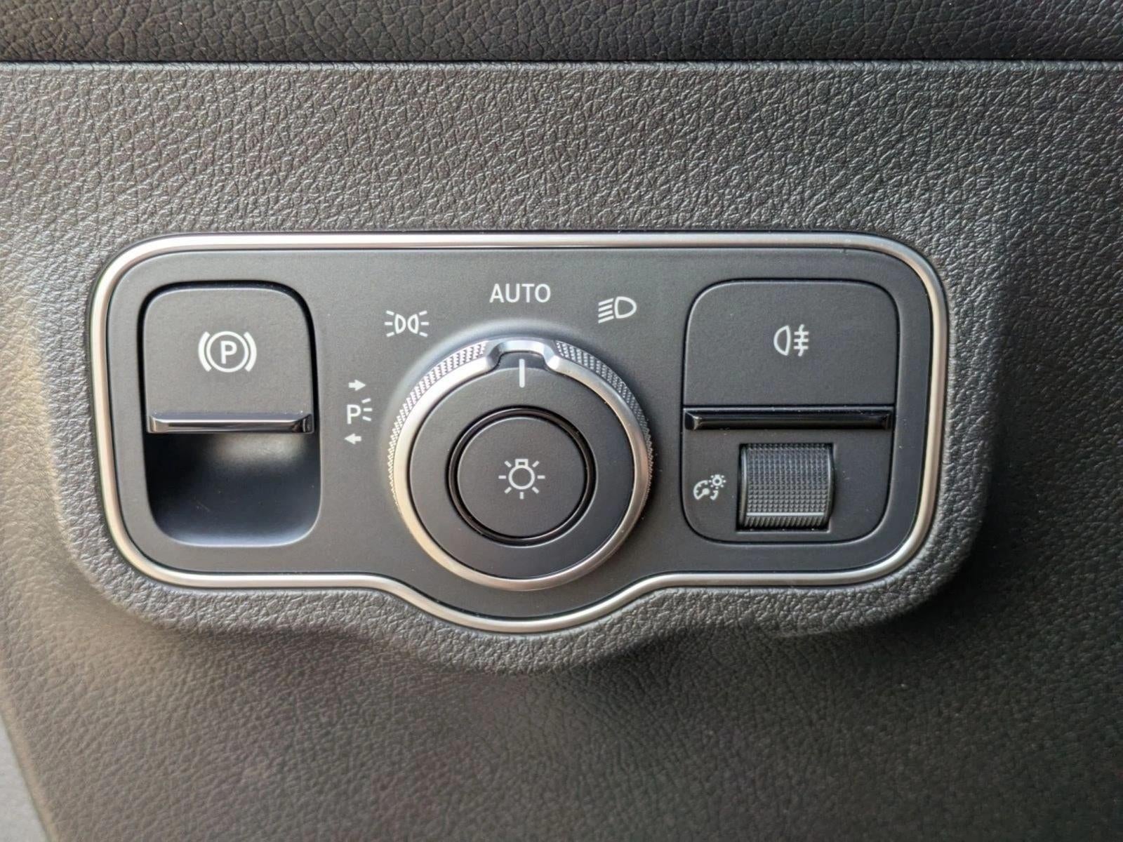 2024 Mercedes-Benz GLB GLB 250 4MATIC® SUV
