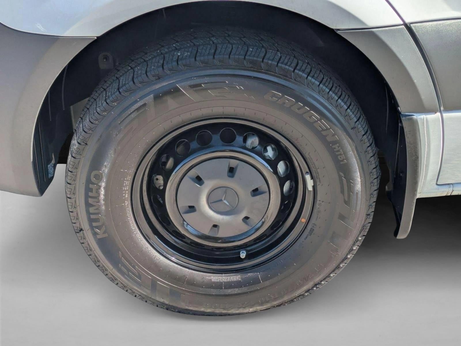 2025 Mercedes-Benz Sprinter Cargo Van 2500 Standard Roof I4 Diesel 144" RWD