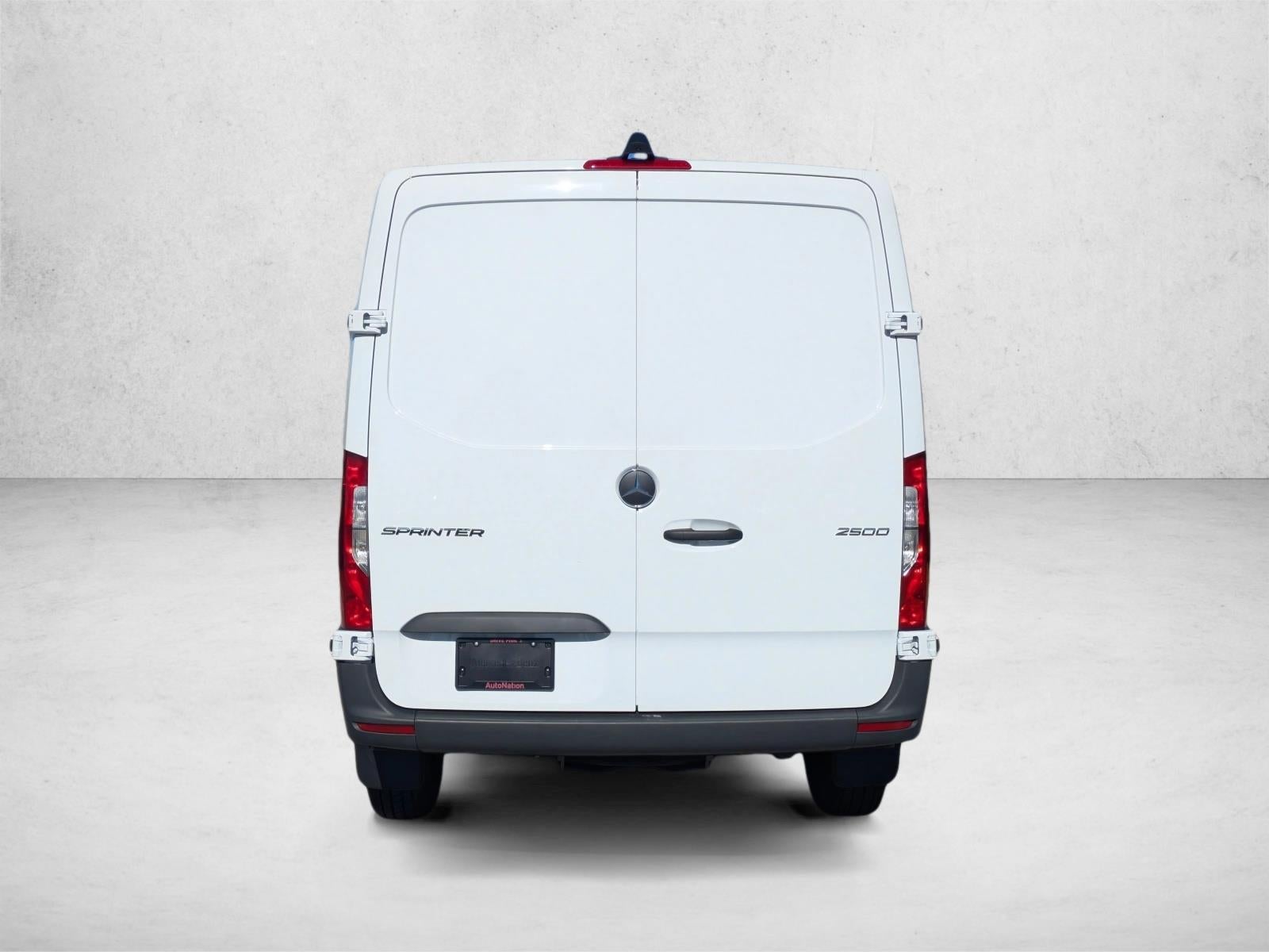 2025 Mercedes-Benz Sprinter Cargo Van 2500 Standard Roof I4 Diesel 144" RWD