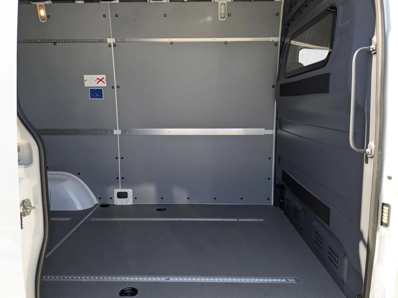 2025 Mercedes-Benz Sprinter Cargo Van 2500 Standard Roof I4 Diesel 144" RWD