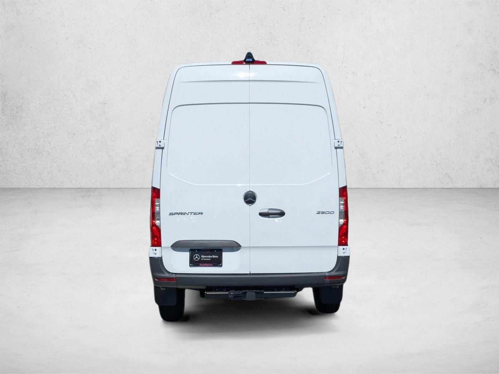 2025 Mercedes-Benz Sprinter Cargo Van 2500 Standard Roof I4 Diesel 144" RWD