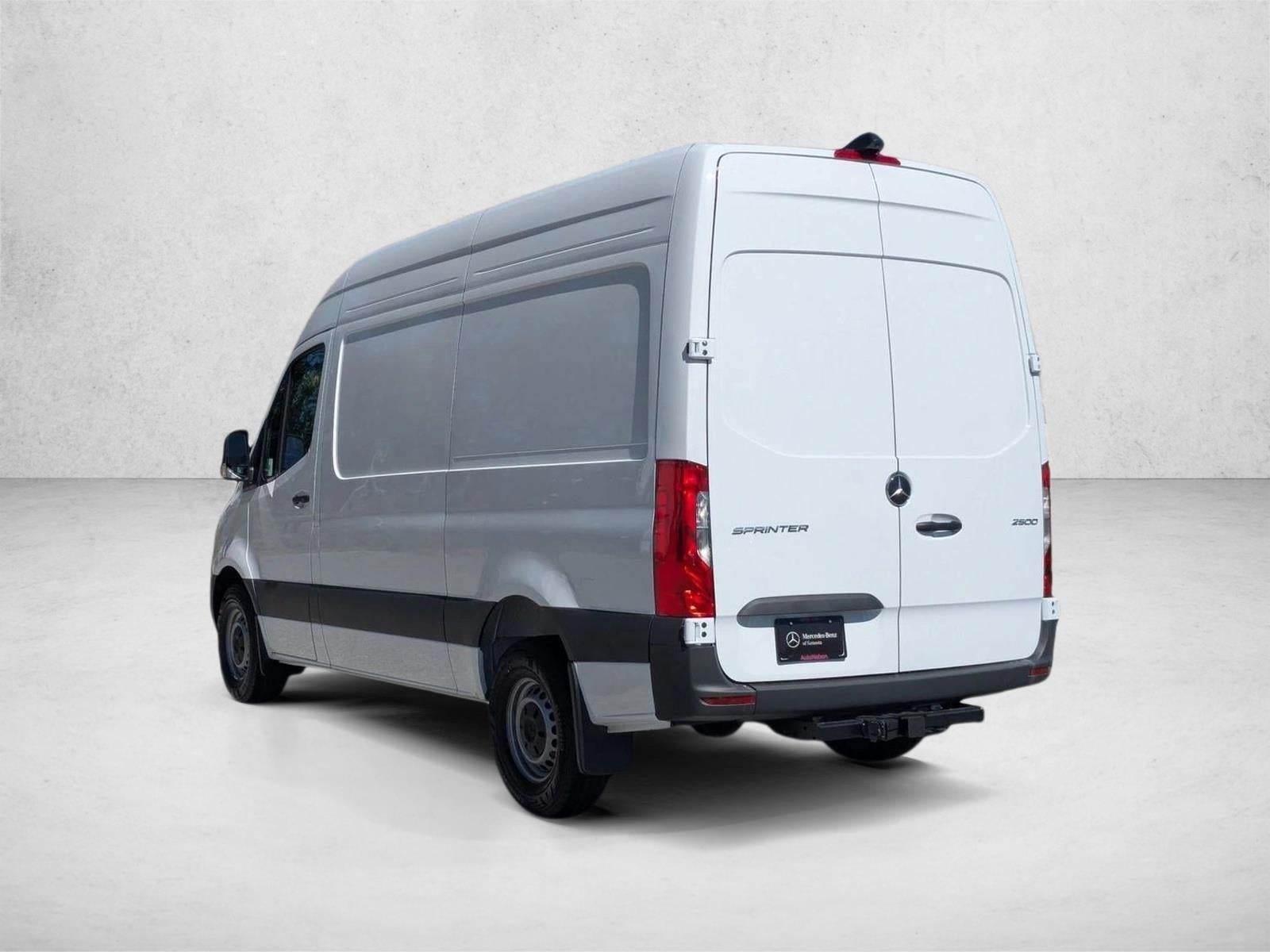 2025 Mercedes-Benz Sprinter Cargo Van 2500 Standard Roof I4 Diesel 144" RWD