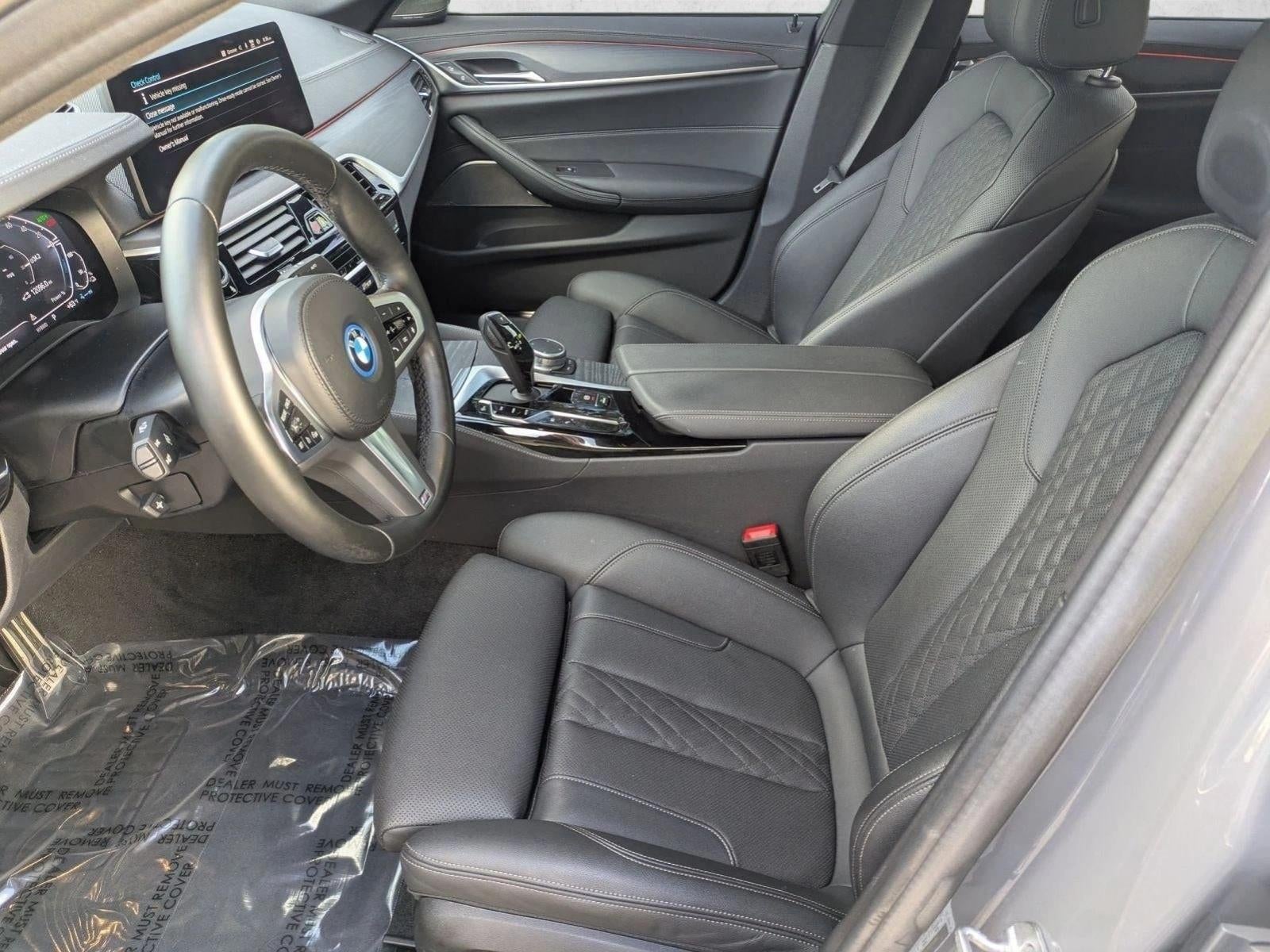 2022 BMW 530e Plug-In Hybrid