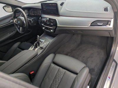 2022 BMW 530e Plug-In Hybrid