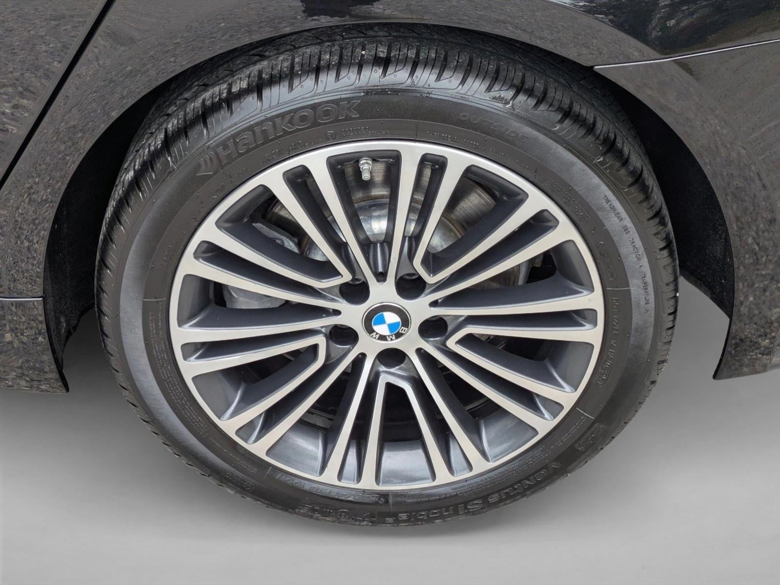 2019 BMW 530i xDrive Sedan