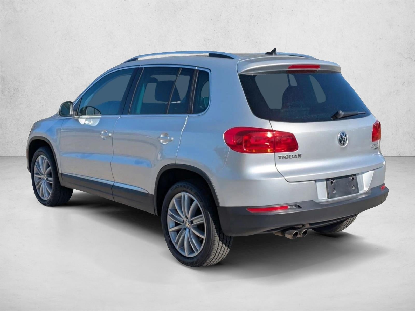 2014 Volkswagen Tiguan 4MOTION 4dr Auto R-Line