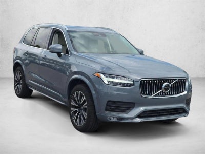 2022 Volvo XC90 T6 AWD Momentum 7P