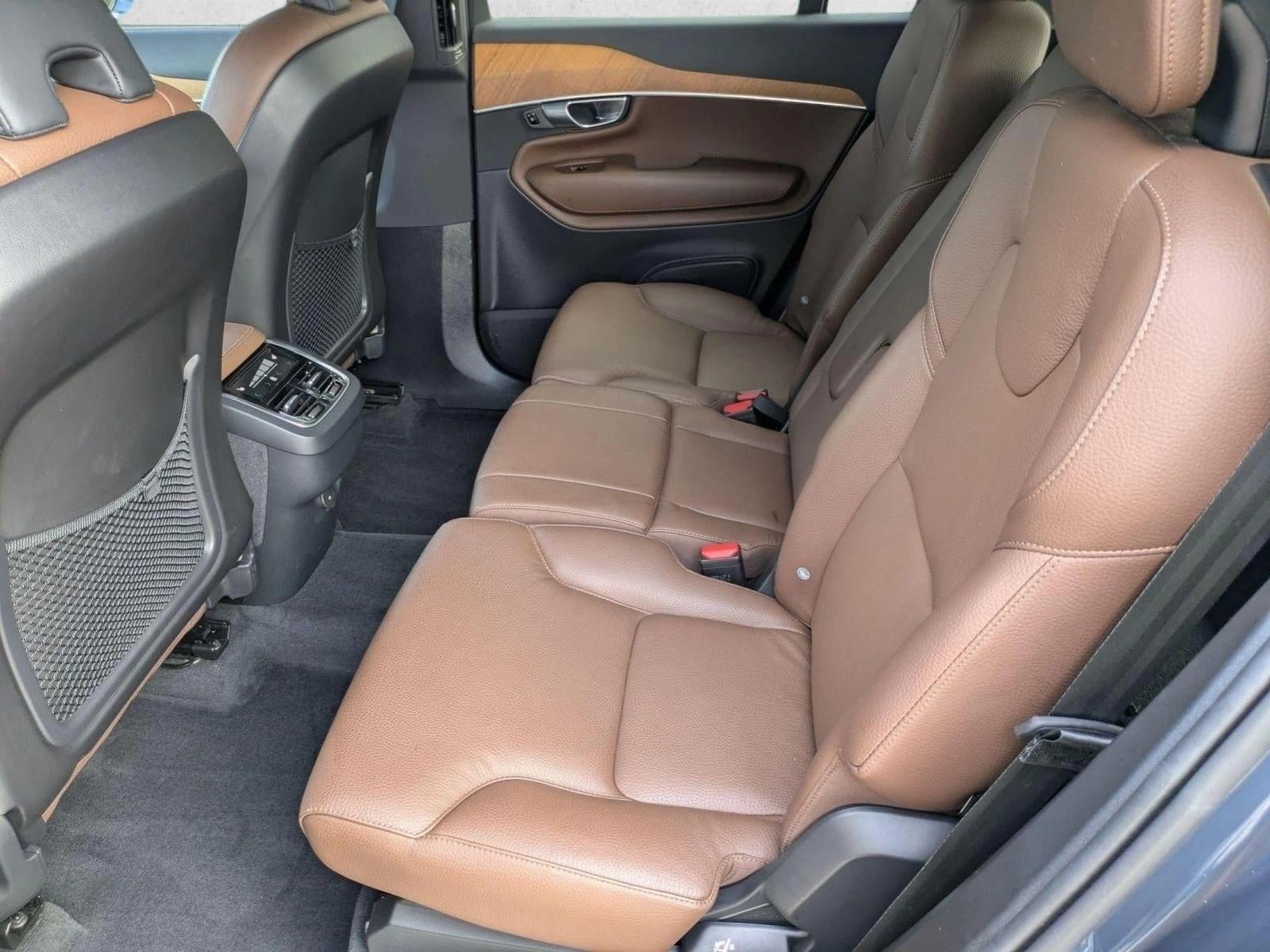 2024 Volvo XC90 B5 AWD Plus Bright Theme 7P