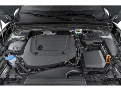 2025 Volvo XC40 B5 AWD Core Bright Theme