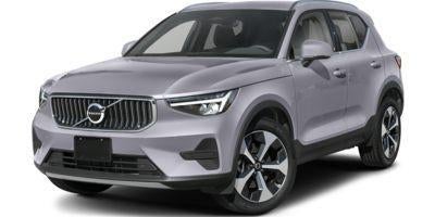 2025 Volvo XC40 B5 AWD Core Bright Theme