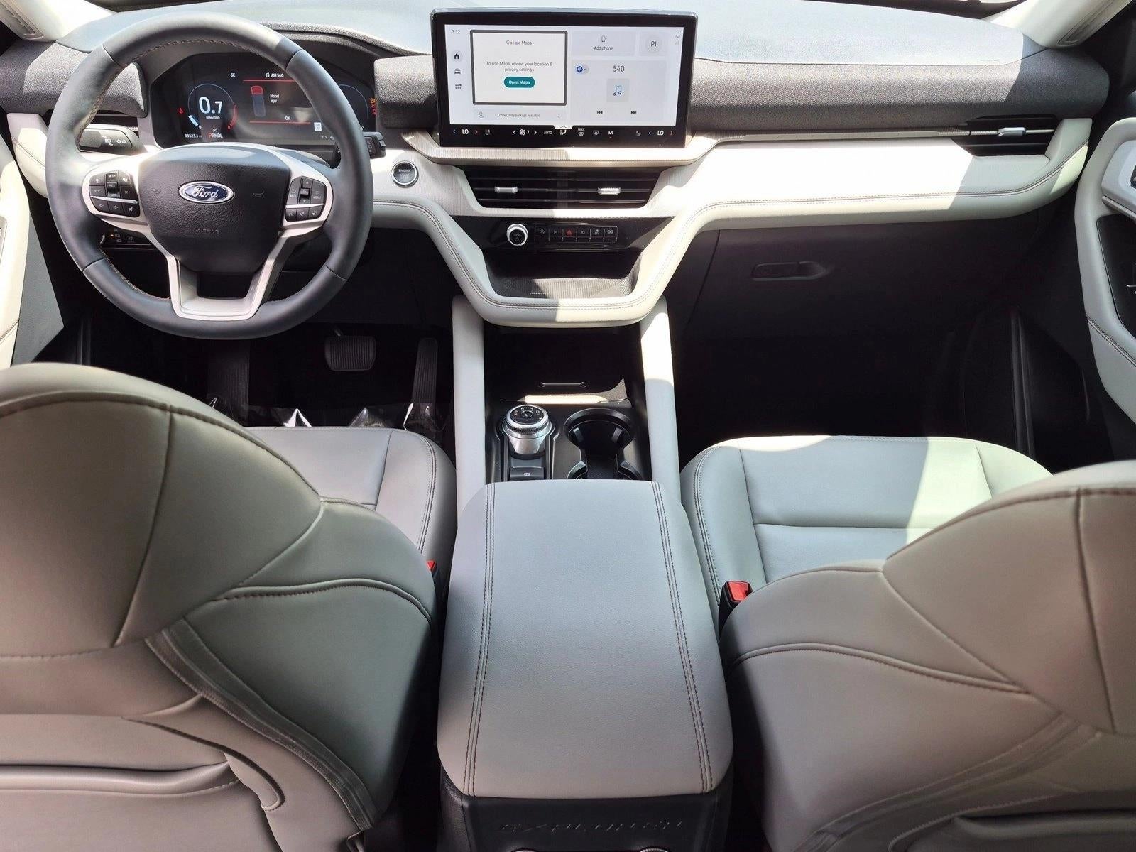 2025 Ford Explorer Active RWD